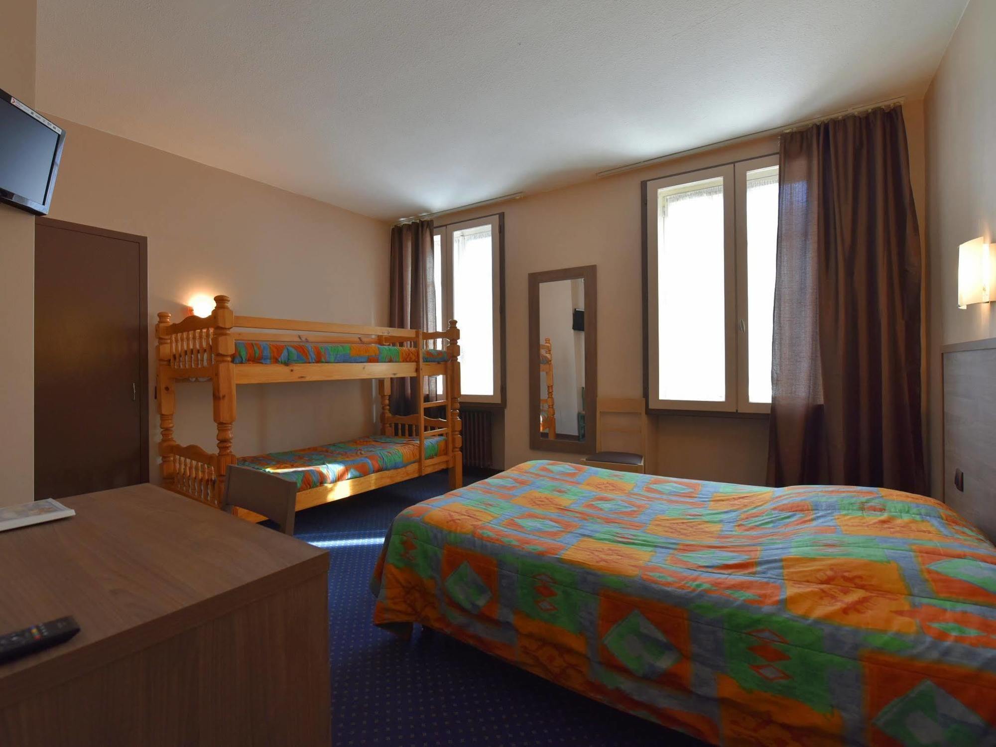 Logis Hotel Saint Jacques Valence  Exterior foto
