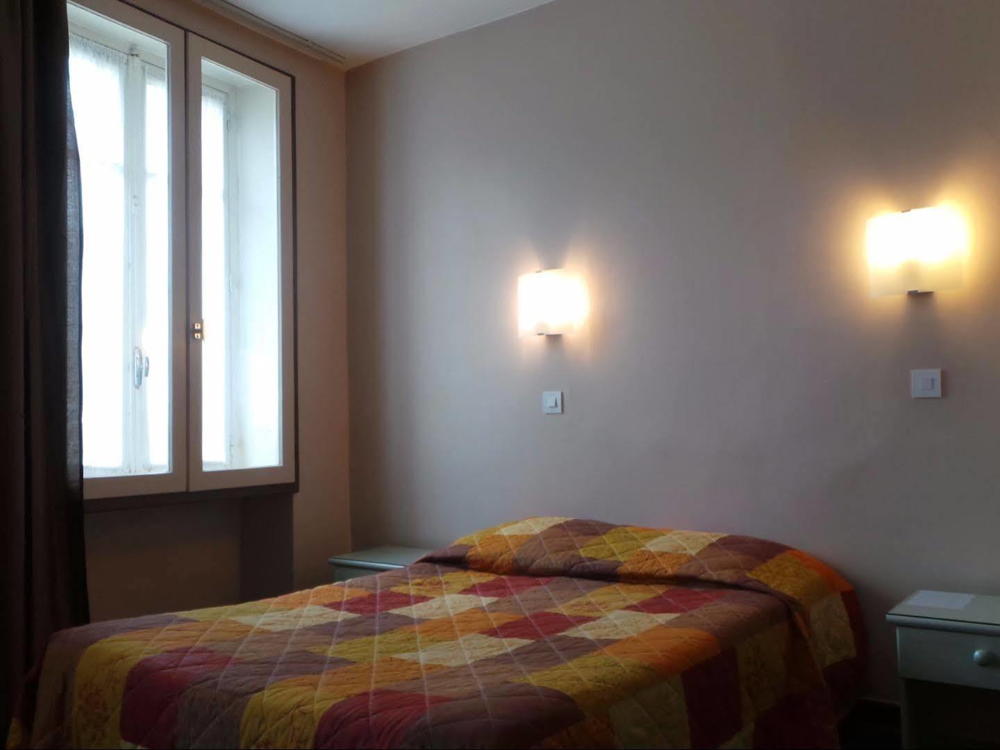 Logis Hotel Saint Jacques Valence  Exterior foto